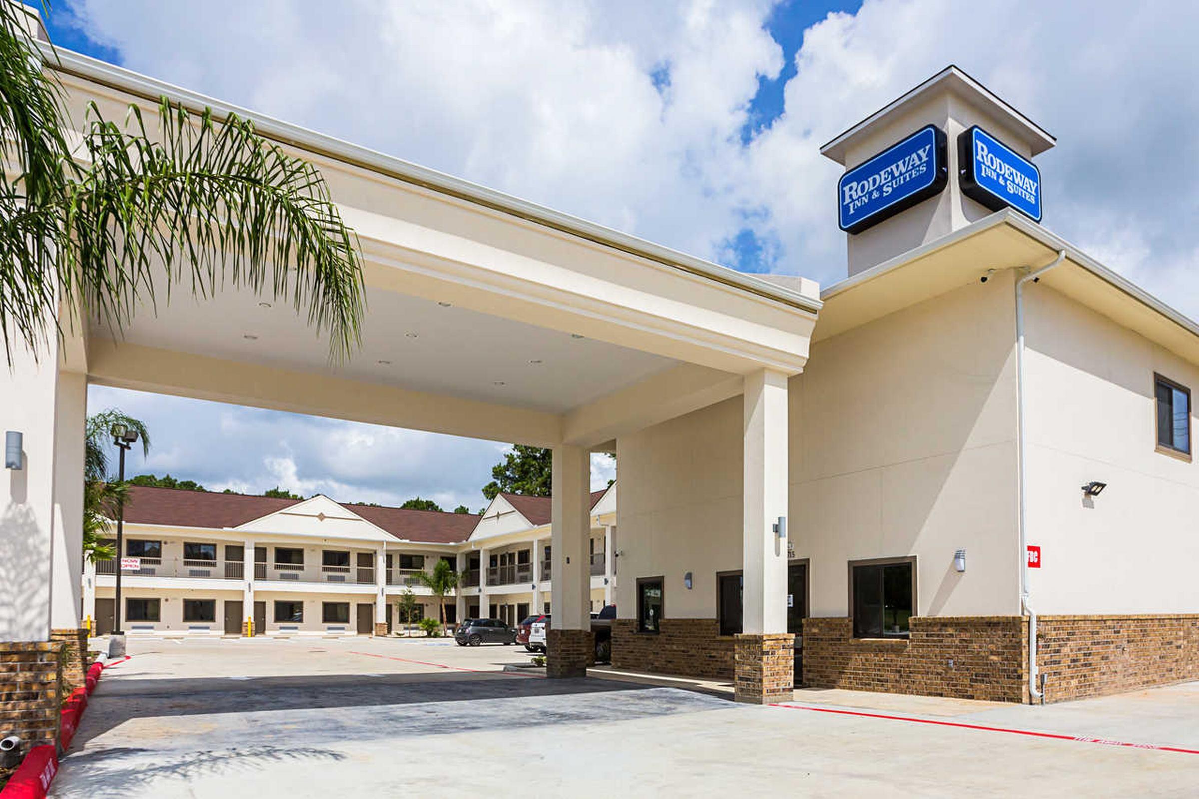 קלארקסוויל Rodeway Inn & Suites מראה חיצוני תמונה